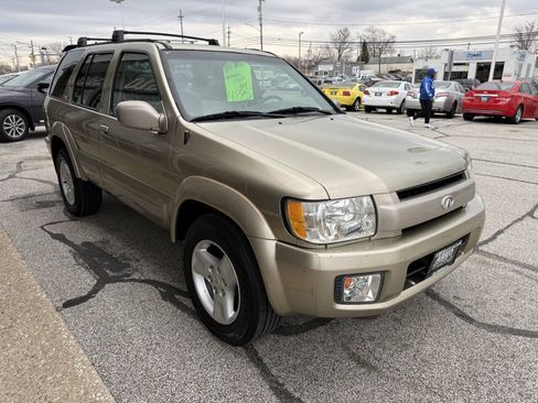 Used 2002 INFINITI QX4 4WD w/ (X03) Heated Seats Pkg image 4
