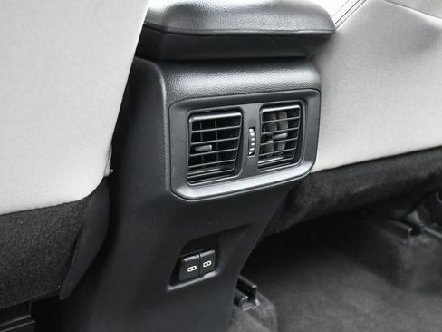 Used 2023 Toyota RAV4 XLE image 35