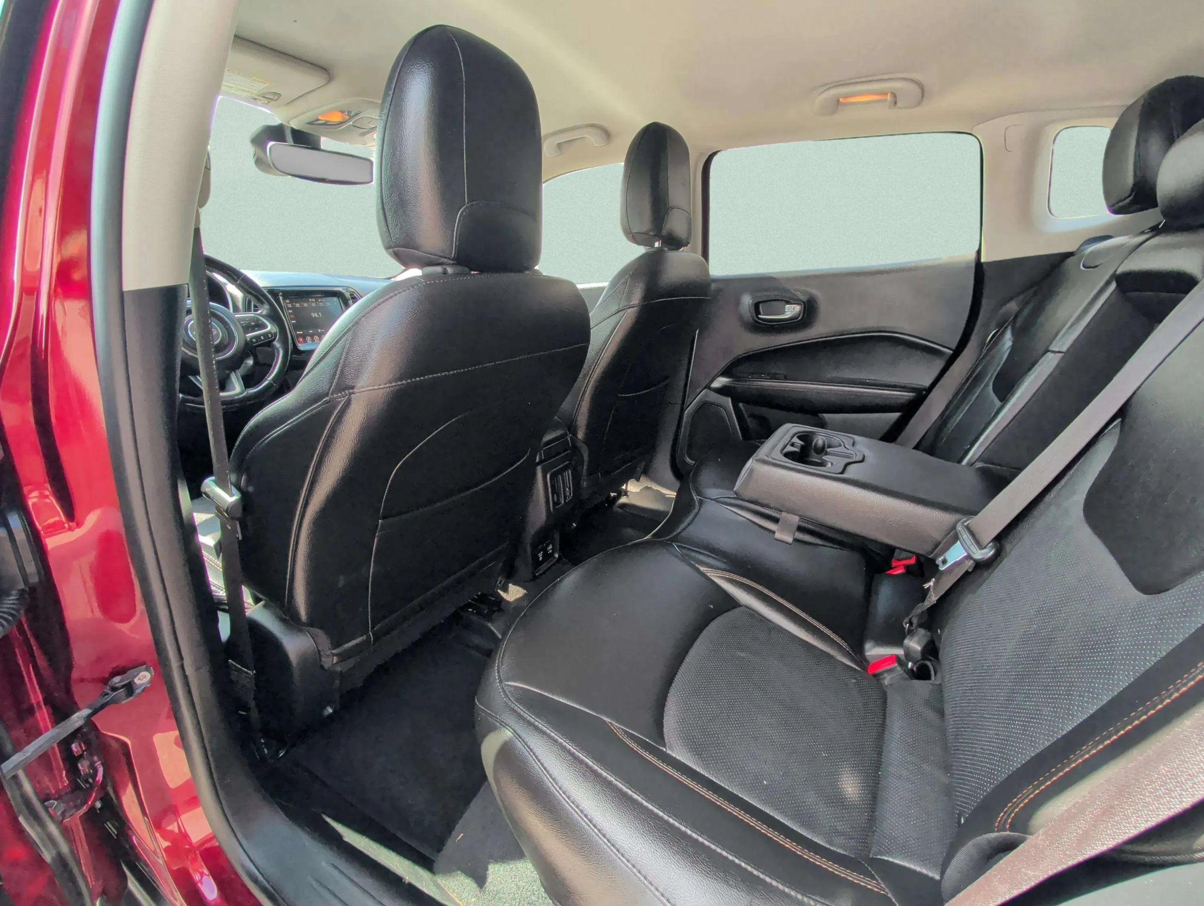Used 2021 Jeep Compass Limited AWD/4WD image 33