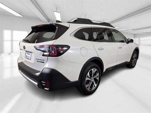 Used 2020 Subaru Outback Touring XT image 7