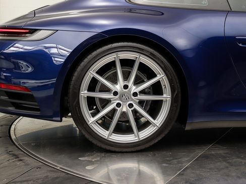 Used 2021 Porsche 911 Carrera RWD image 14
