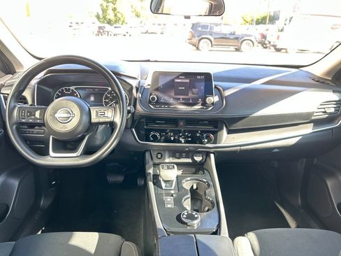 Used 2024 Nissan Rogue S AWD/4WD image 13