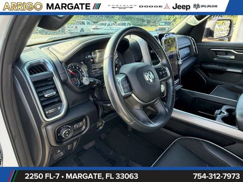 Used 2024 RAM 1500 Laramie AWD/4WD image 6