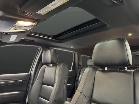 Used 2022 Jeep Grand Cherokee Limited image 7