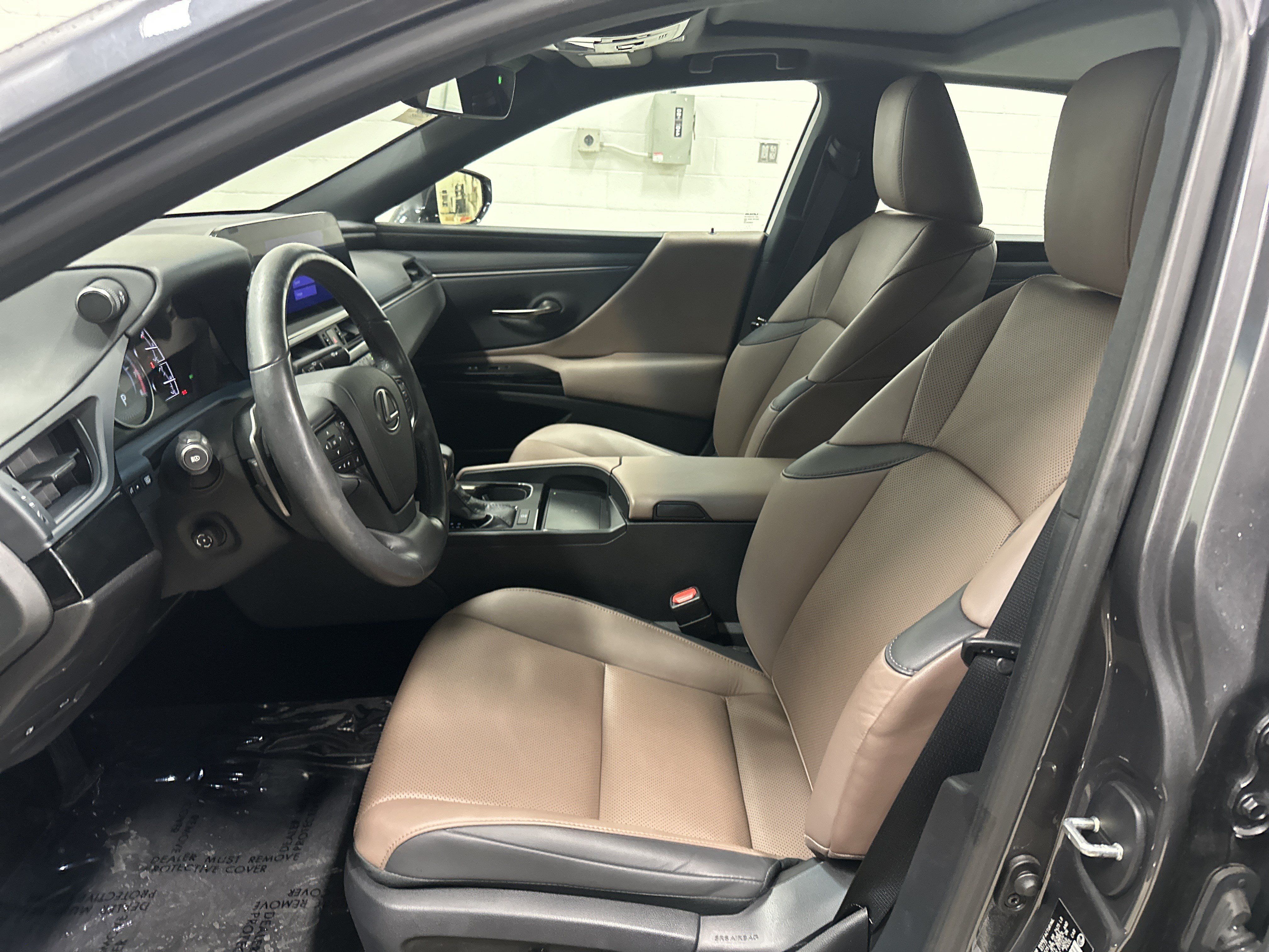 Certified 2023 Lexus ES 350 w/ Premium Package FWD image 16
