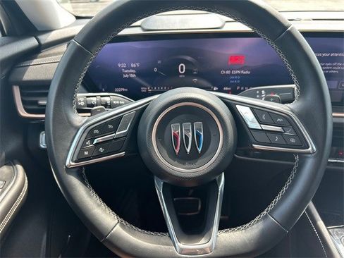 Used 2024 Buick Envision Sport Touring image 31