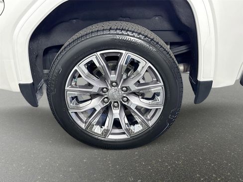Used 2023 GMC Sierra 1500 Denali w/ Denali Reserve Package AWD/4WD image 32