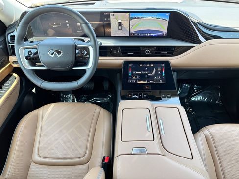 Certified 2025 INFINITI QX80 Luxe AWD/4WD image 12