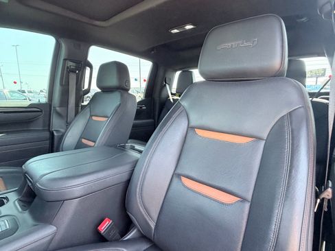 Used 2025 GMC Sierra 1500 AT4 w/ AT4 Premium Package AWD/4WD image 21