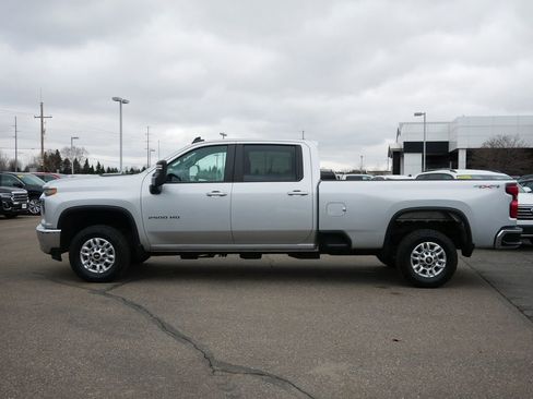 Used 2021 Chevrolet Silverado 2500 LT AWD/4WD image 6