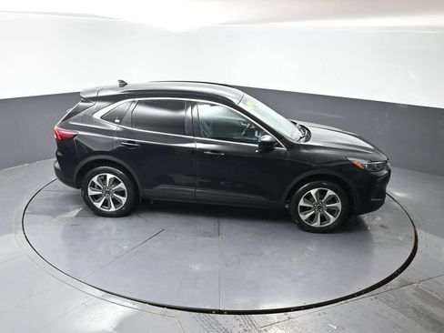 Used 2024 Ford Escape Platinum AWD/4WD image 44