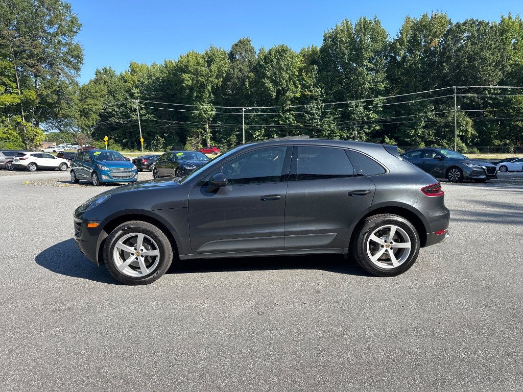 Used 2018 Porsche Macan AWD/4WD image 4