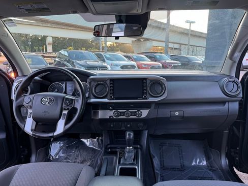 Used 2021 Toyota Tacoma SR5 image 39
