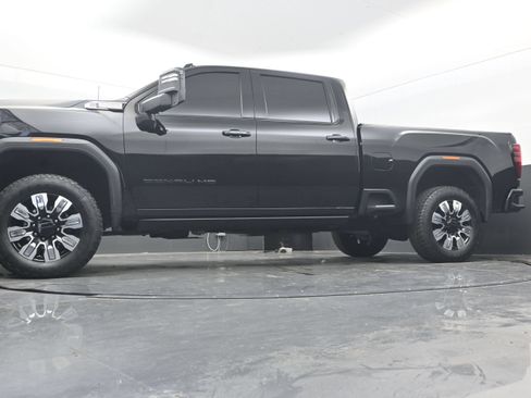 Used 2024 GMC Sierra 2500 Denali w/ Denali Reserve Package AWD/4WD image 52