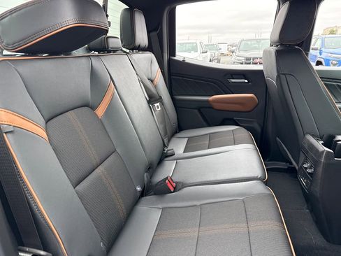 New 2026 GMC Canyon AT4 AWD/4WD image 36