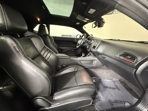Used 2018 Dodge Challenger SRT Hellcat image 17