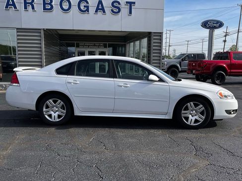 Used 2011 Chevrolet Impala LT FWD image 4