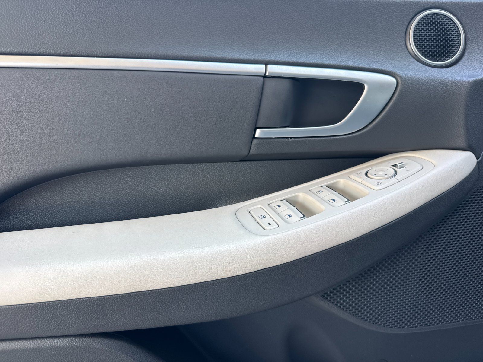 Used 2026 Hyundai Sonata Blue FWD image 10