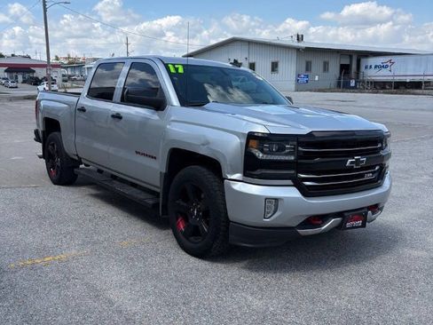 Used 2017 Chevrolet Silverado 1500 LTZ Z71 w/ Redline Edition AWD/4WD image 2