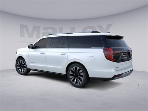 New 2025 Ford Expedition Max Platinum w/ Driver's Package image 4