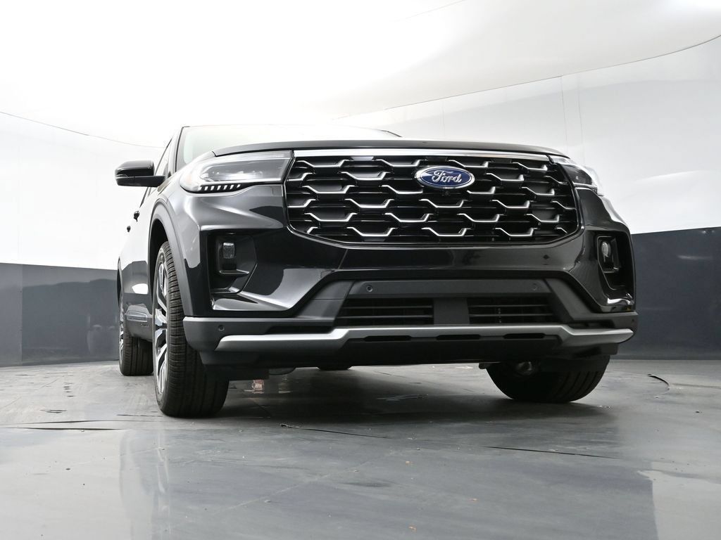 New 2026 Ford Explorer Platinum w/ LUX Leather Package AWD/4WD image 18