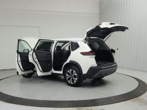 Used 2023 Nissan Rogue SV FWD image 14