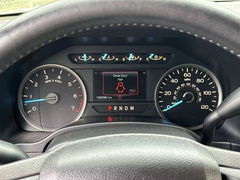 Used 2018 Ford F150 XLT w/ Equipment Group 302A Luxury AWD/4WD image 19