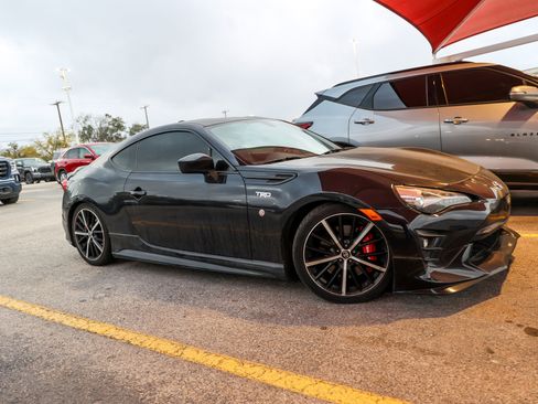Used 2019 Toyota 86 TRD SE image 6