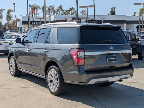 Used 2018 Ford Expedition Platinum RWD image 8