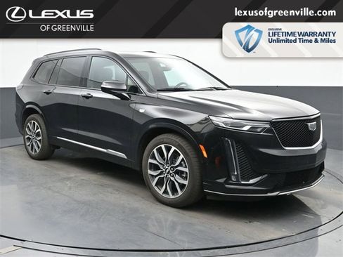 Used 2021 Cadillac XT6 Sport image 1