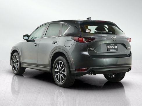 Used 2018 MAZDA CX-5 Touring w/ Preferred Equipment Package AWD/4WD image 3