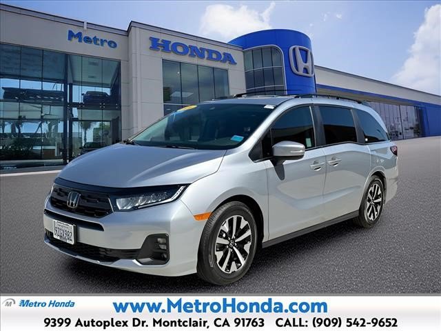 Certified 2026 Honda Odyssey EX-L image 1