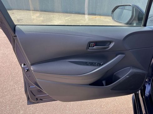 Used 2025 Toyota Corolla LE image 18