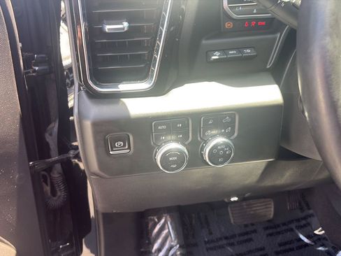Used 2023 GMC Sierra 1500 Denali w/ Denali Reserve Package AWD/4WD image 18