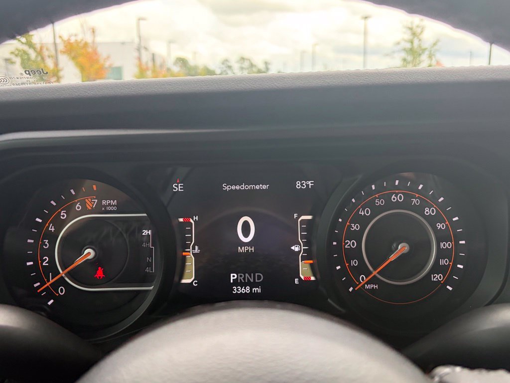 Certified 2025 Jeep Gladiator Mojave AWD/4WD image 24