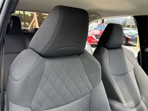 Used 2022 Toyota Corolla LE image 47