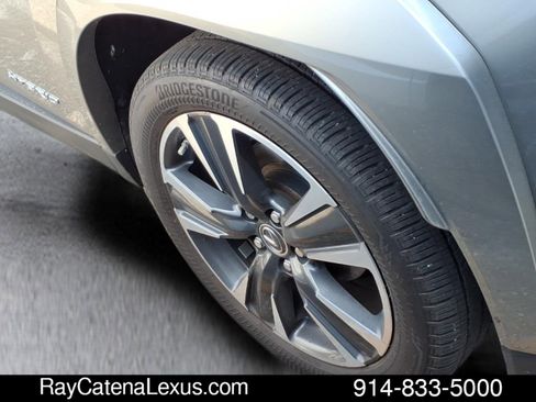 Used 2022 Lexus UX 250h w/ Premium Package AWD/4WD image 5