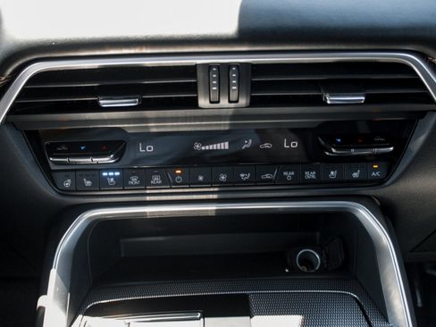 New 2026 MAZDA CX-90 Plug-In Hybrid w/ Premium Plus AWD/4WD image 19