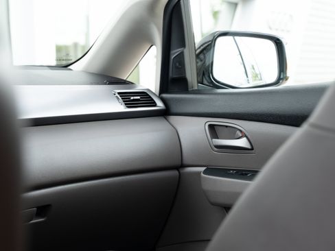 Used 2013 Honda Odyssey Touring image 15