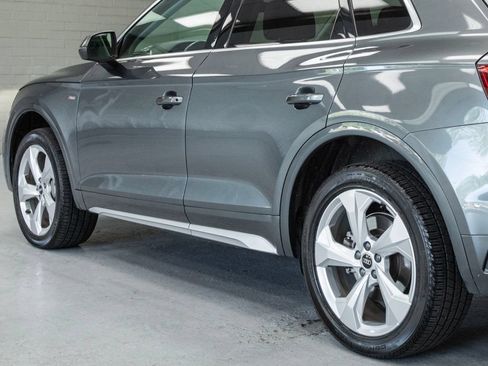 Used 2023 Audi Q5 2.0T Premium Plus w/ Premium Plus Package AWD/4WD image 39