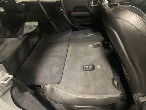 Used 2022 Jeep Wrangler Unlimited Rubicon w/ Steel Bumper Group image 47