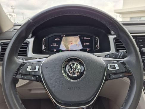 Used 2020 Volkswagen Atlas SEL FWD image 27