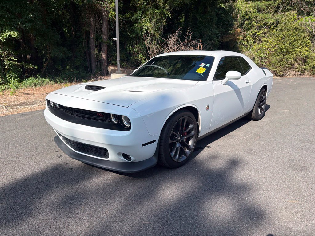 Used 2022 Dodge Challenger R/T Scat Pack w/ Driver Convenience Group RWD image 1