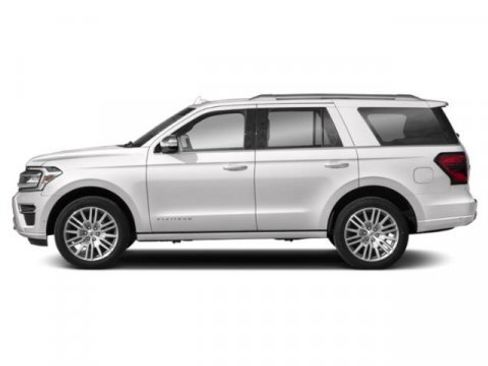 Used 2024 Ford Expedition Platinum image 4