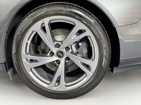 Used 2023 Audi e-tron GT Premium Plus image 29