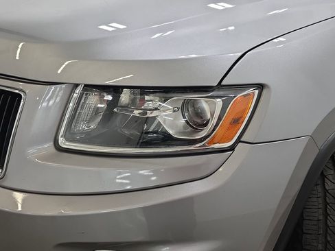 Used 2014 Jeep Grand Cherokee Limited AWD/4WD image 29