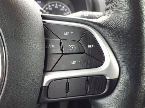 Certified 2023 Jeep Renegade Altitude w/ Convenience Group I image 22