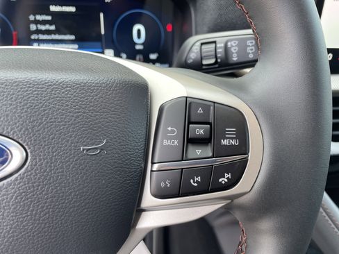 New 2026 Ford Explorer Active image 18