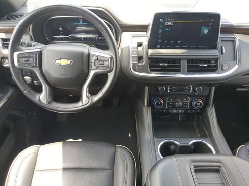 Used 2024 Chevrolet Tahoe Premier RWD image 17