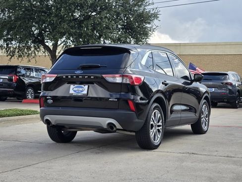 Used 2022 Ford Escape SEL w/ Technology Package image 8